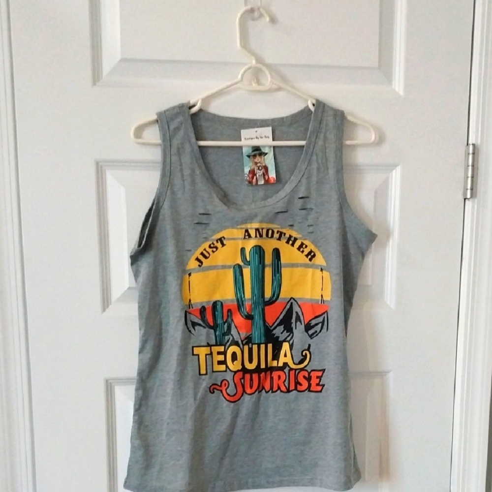 LAST DAY TODAY 5/31 Gray Tequila Sunrise Tank Top Nwt